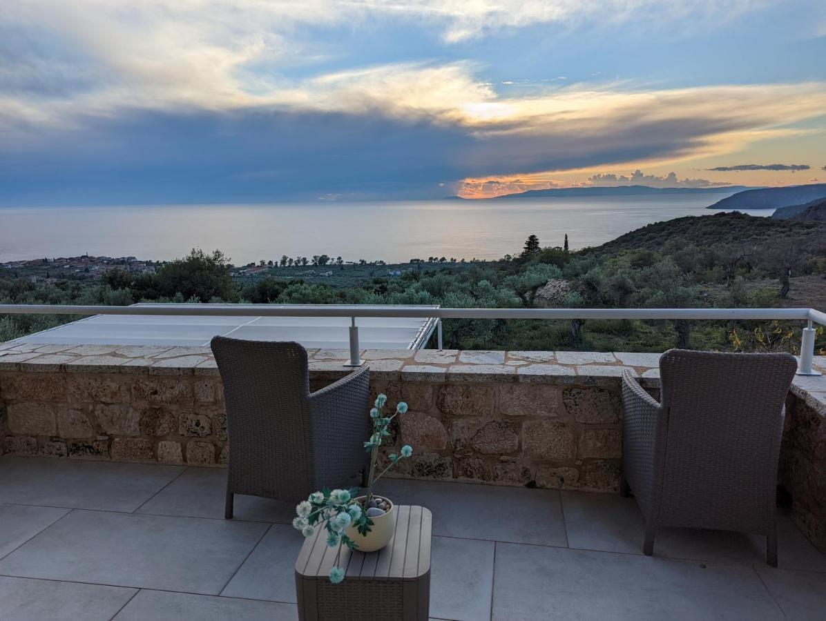 Magnificent, Authentic Private Villa And The Guest House Kardamyli Exterior photo