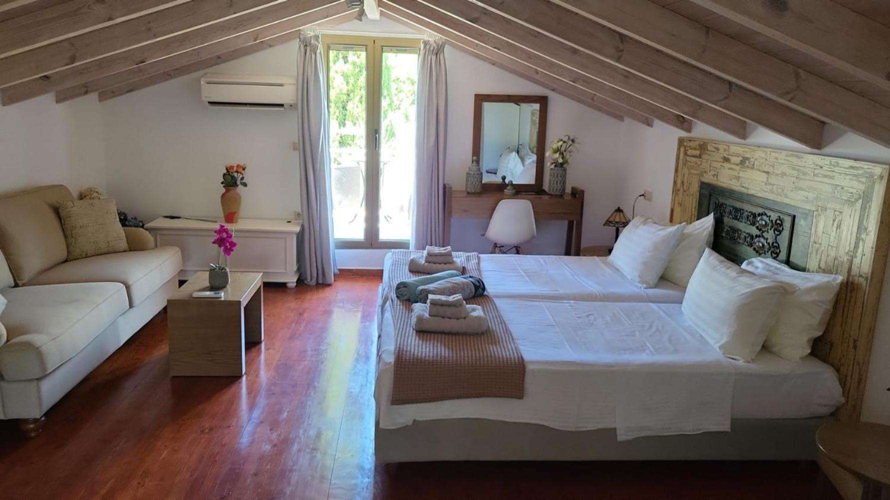 Magnificent, Authentic Private Villa And The Guest House Kardamyli Exterior photo